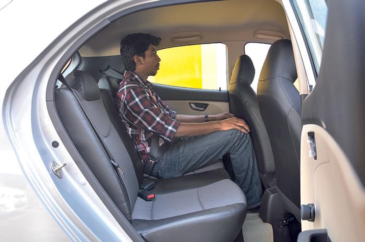 Hyundai Eon (First Report) Hyundai Eon (First Report)